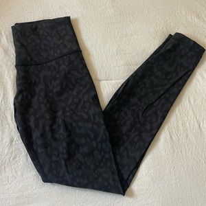 Cheetah print Lululemon leggings
